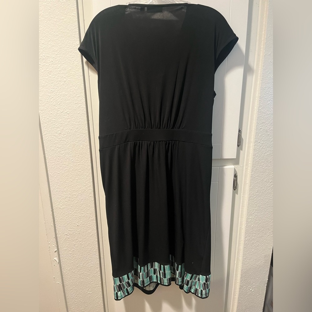 Apt 9 Faux Wrap Dress with Pockets. Trim is black, gray, teal, and white. - Picture 4 of 4